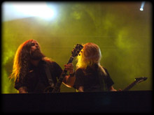 inflames